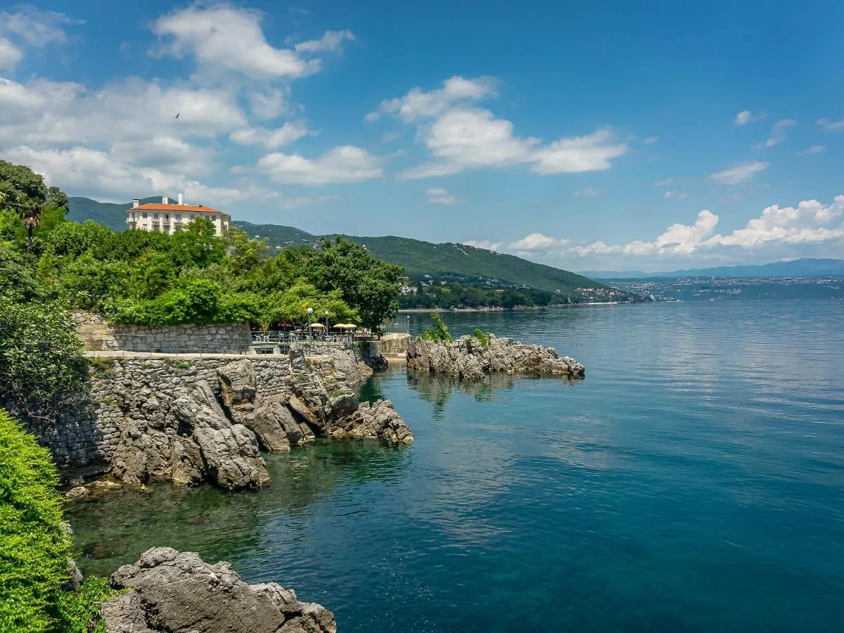 Ritual Apartment - 20M From The Sea Lovran 0*,  Croatia